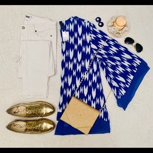 3/$25 NWT La moda tunic, blue and white size xL